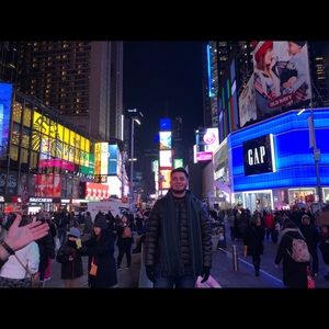 Meet your Posher, Hector